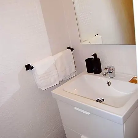 Bed & Breakfast Dreams 4*